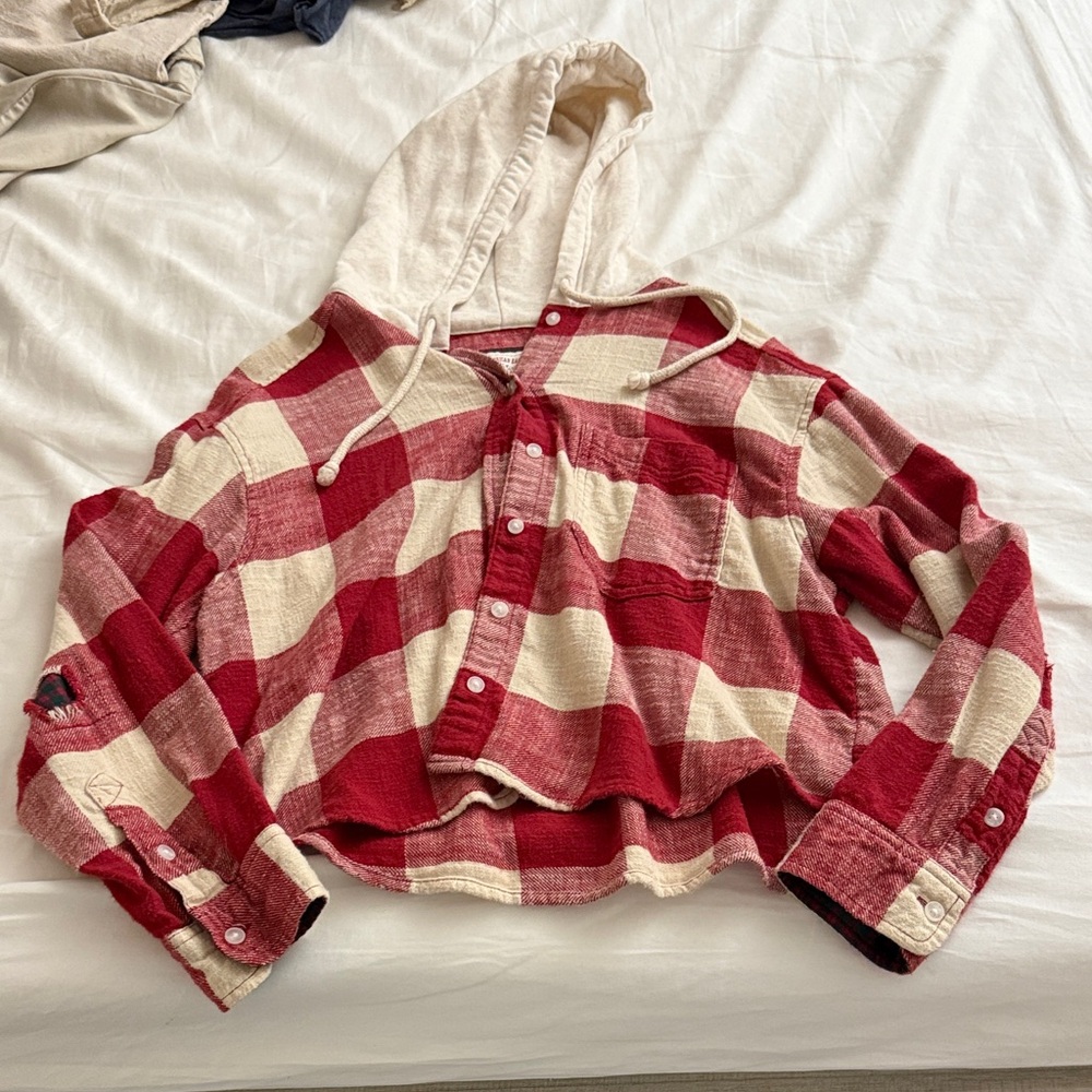American Eagle Outfitters Red and Cream Plaid Hoodie